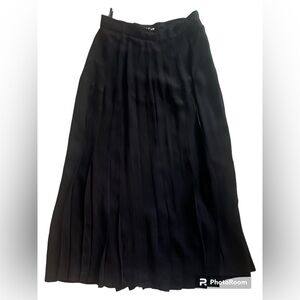Vintage Escada Pleated Skirt Midi Size 40